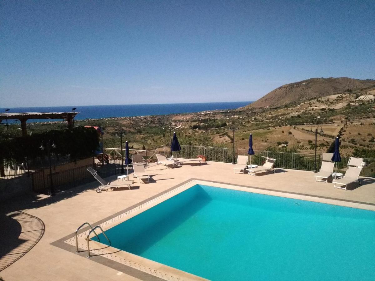 Le Campanelle - Sicilia - Cefalu Lascari