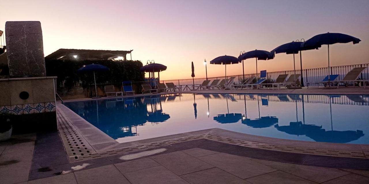 Le Campanelle - Sicilia - Cefalu Farm stay *